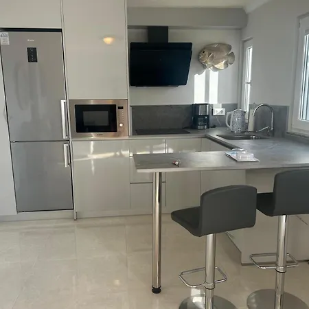 Complejo De 2 Chic Con Vista Al Mar-villa Marina Διαμέρισμα *