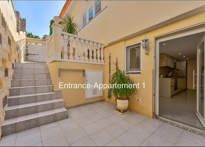 Complejo De 2 Chic Con Vista Al Mar-villa Marina Apartman