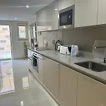 Complejo De 2 Chic Con Vista Al Mar-villa Marina شقة